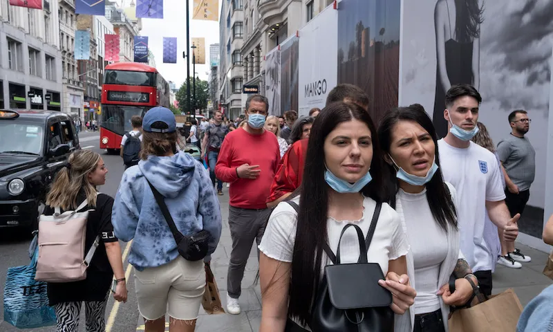 Oxford Street Shoppers