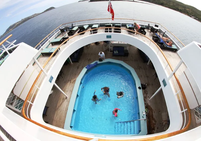 Reef Endeavour