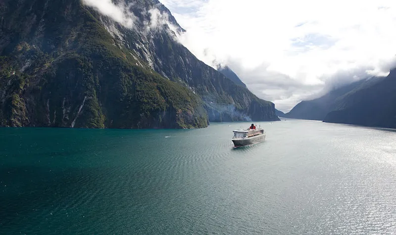 Queen Mary 2 Arrives Into Milford Sound