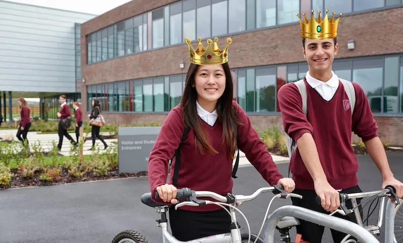 GettyImages-480811271_crowns