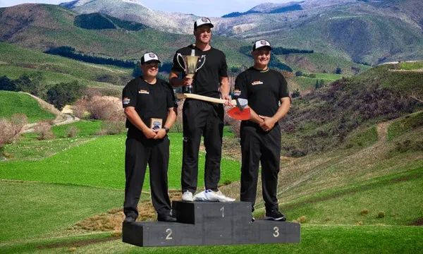 Jack Jordan, Kyle Lemmon, and Jason Wynyard – timbersports champions