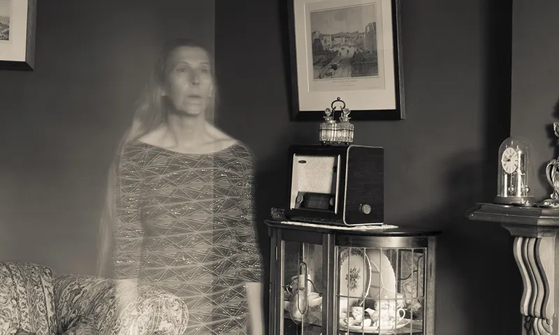 Siobhan Harvey as a ghost
