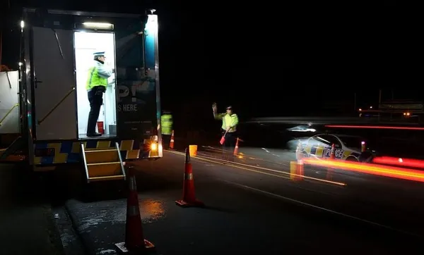 Police Stop Motorists At Drink Driving Check Point In Auckland