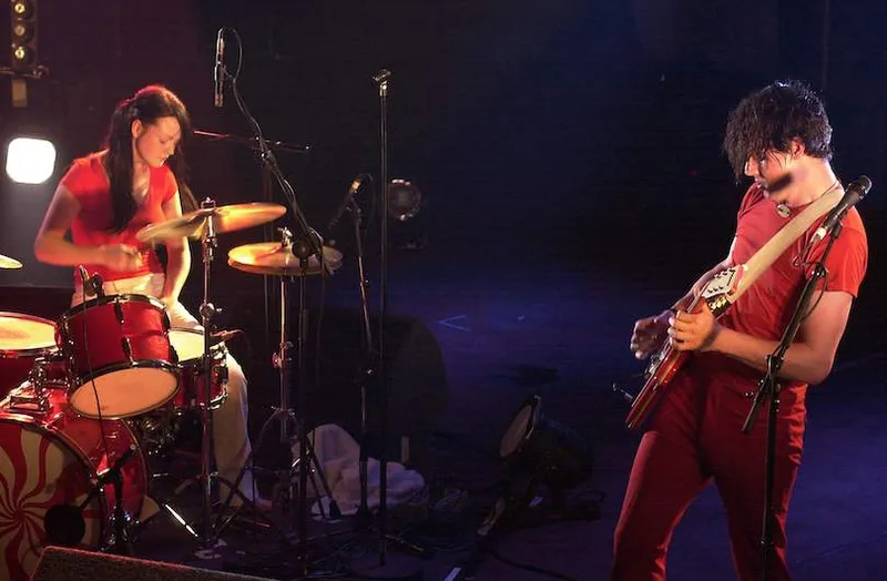Photo of White Stripes @ Shepherds Bush Empire - 2/05/02