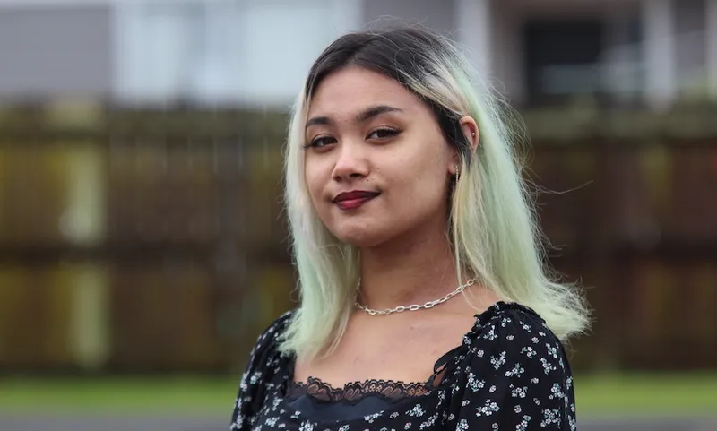 head and shoulders photograph of a 17 year-old Tongan woman, owning it