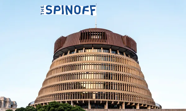 Spinnyflagwaving