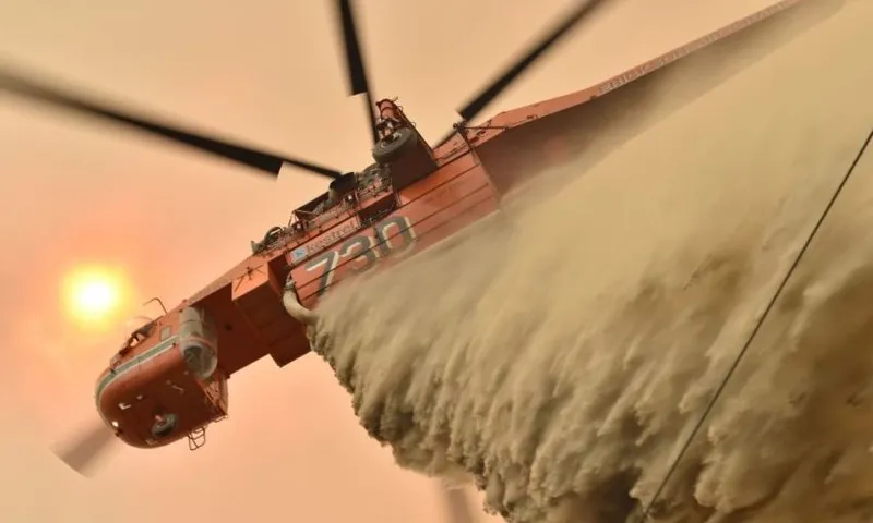 TOPSHOT-AUSTRALIA-FIRE-CLIMATE-HEALTH-ENVIRONMENT