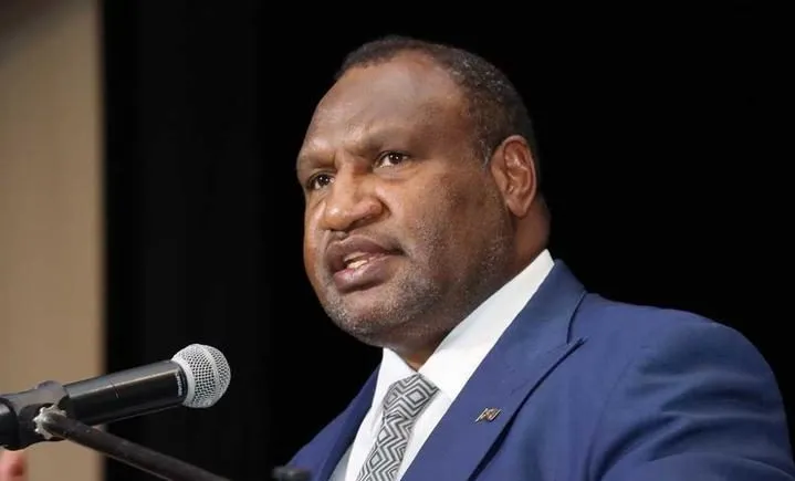 eight_col_PNG_Prime_Minister_James_Marape_addresses_a_business_discussion_in_Port_Moresby__January_2020.