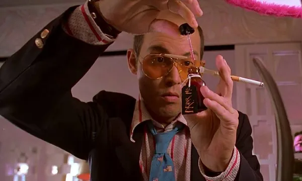 still from fear and loathing in las vegas