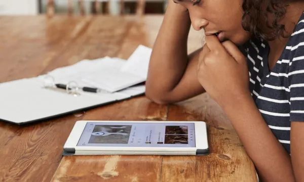 kid using device file photo radio nz