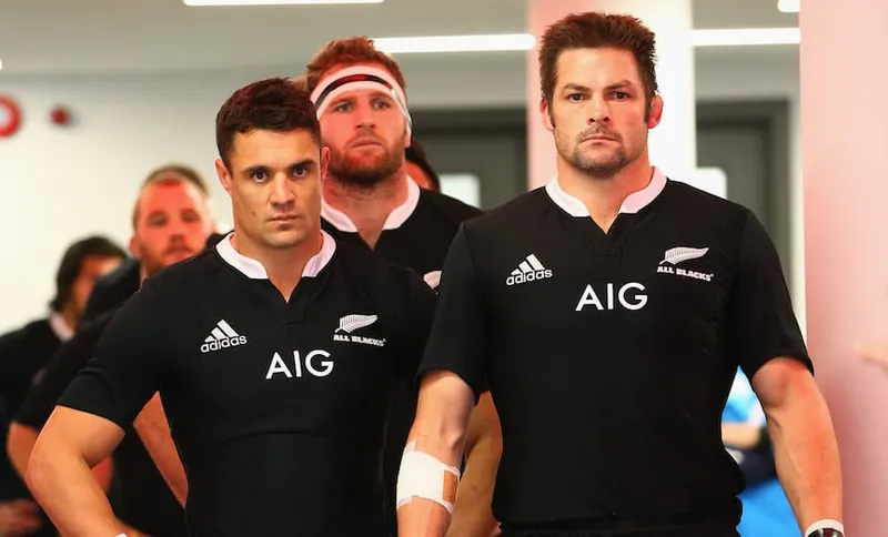 LONDON, ENGLAND - NOVEMBER 16:  Dan Carter of New Zealand and Richie McCaw of New Zealand prepare ahead of the QBE International match between England and New Zealand at Twickenham Stadium on November 16, 2013 in London, England.  (Photo by Phil Walter/Getty Images)