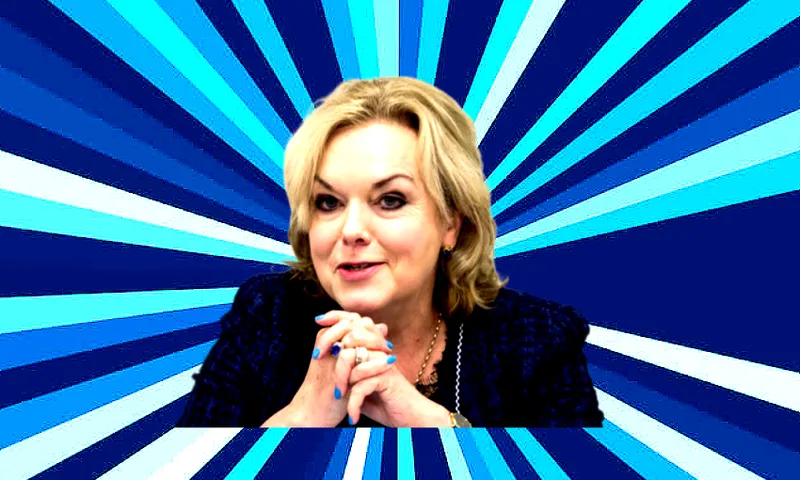 judith-collins-blue