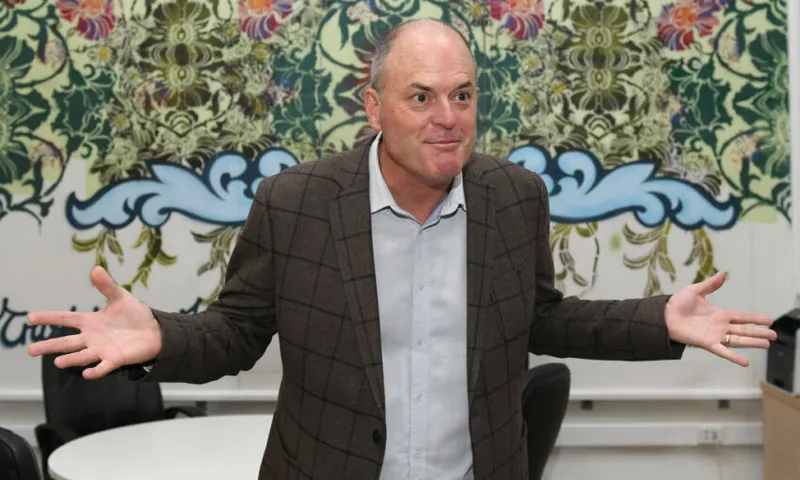 National Leader Todd Muller Campaigns In Napier