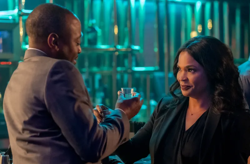 FATAL AFFAIR: (L-R) OMAR EPPS as DAVID, NIA LONG as ELLIE. Cr. BETH DUBBER/NETFLIX © 2020