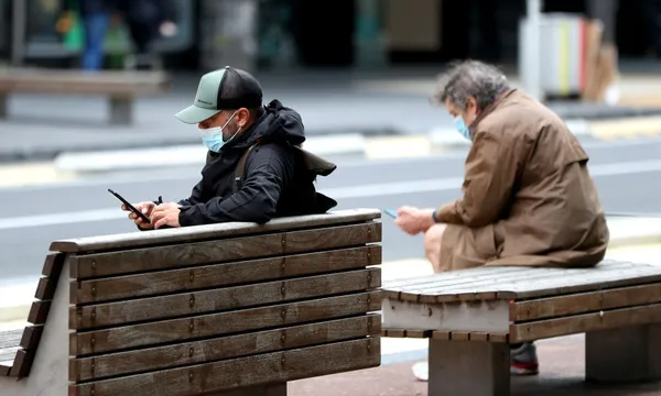 auckland queen st masks public transport getty