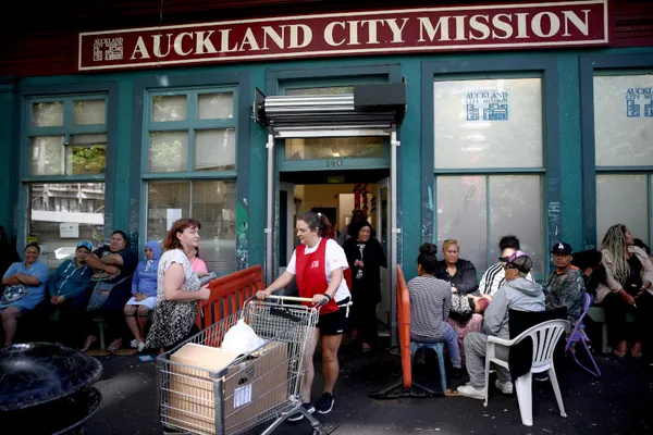 Struggling Families Seek Assistance At Auckland City Mission Ahead Of Christmas