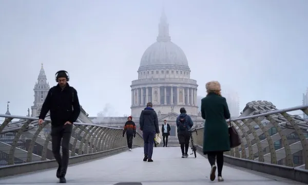 BRITAIN-HEALTH-VIRUS