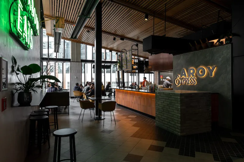 commercial bay harbour eats food hall