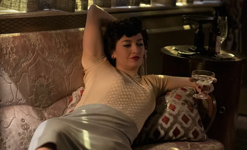 THE QUEEN’S GAMBIT (L to R) MARIELLE HELLER as ALMA WHEATLEY in episode 103 of THE QUEEN’S GAMBIT Cr. PHIL BRAY/NETFL...