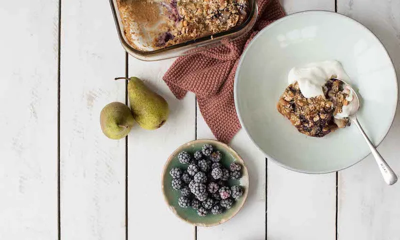 Blackberry & Pear Baked Oats (1 of 1) (1)