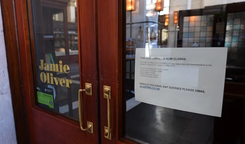 BRITAIN-LIFESTYLE-RESTAURANT-DISTRESS-JAMIE OLIVER
