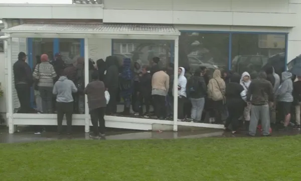 queue-winz
