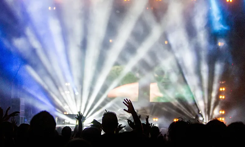 concert-336695_1920