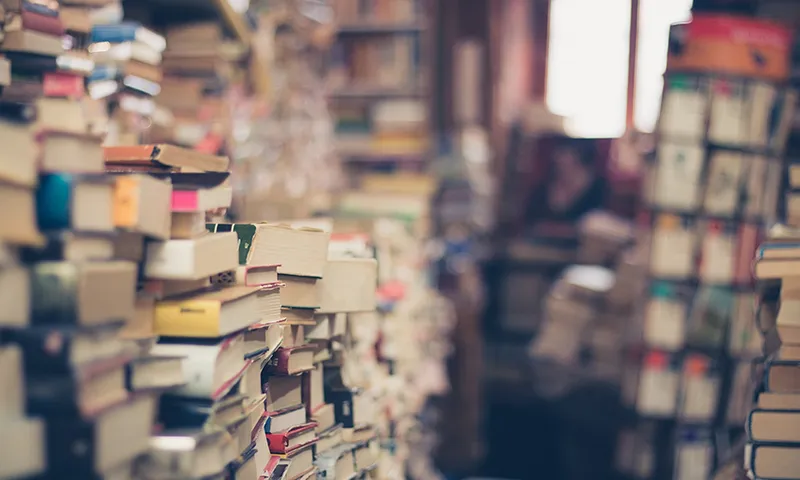 books-1163695_1920