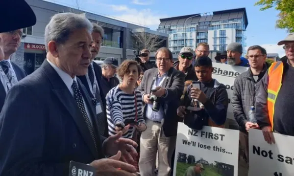 winston peters and gun protesters at party conference jo moir