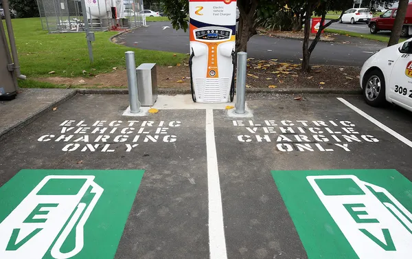 Z Petrol Stations Install Electric Car Charging Stations