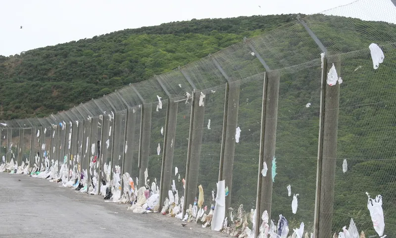 Debris fence