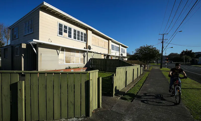 Andrew Little Visits State Housing To Promote Labour’s Housing Plan