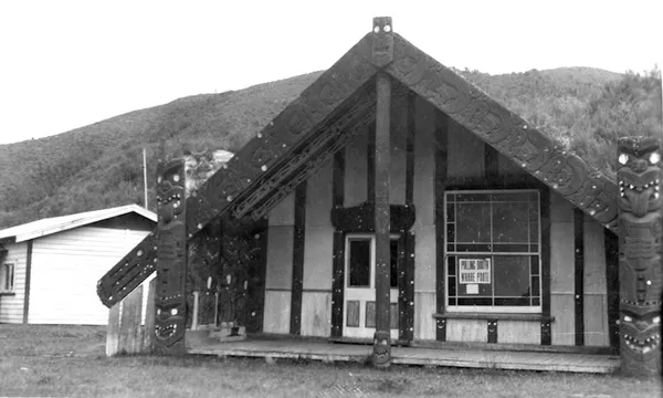 maori-polling-booth