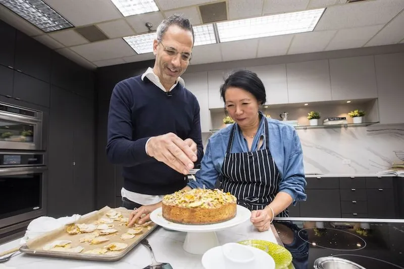Yotam Ottolenghi and Helen Goh bake cake