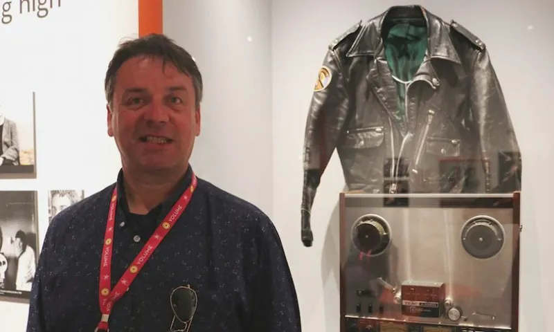 MARTIN PHILLIPPS WITH *THE* LEATHER JACKET