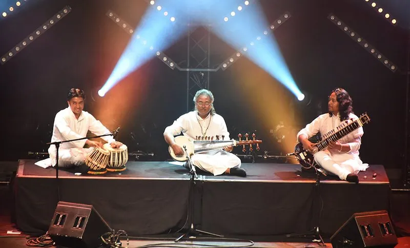 maharaj trio main