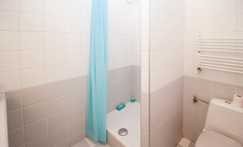 shower-2094713_1280