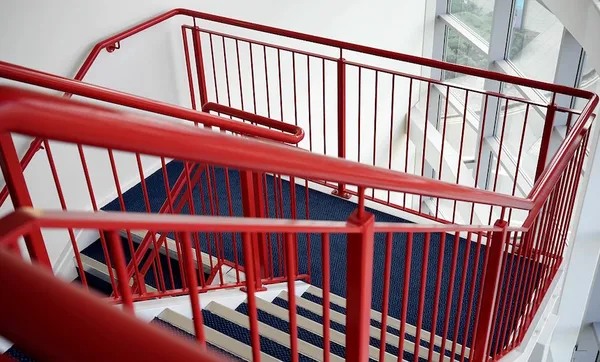 stairs-1615678_1280