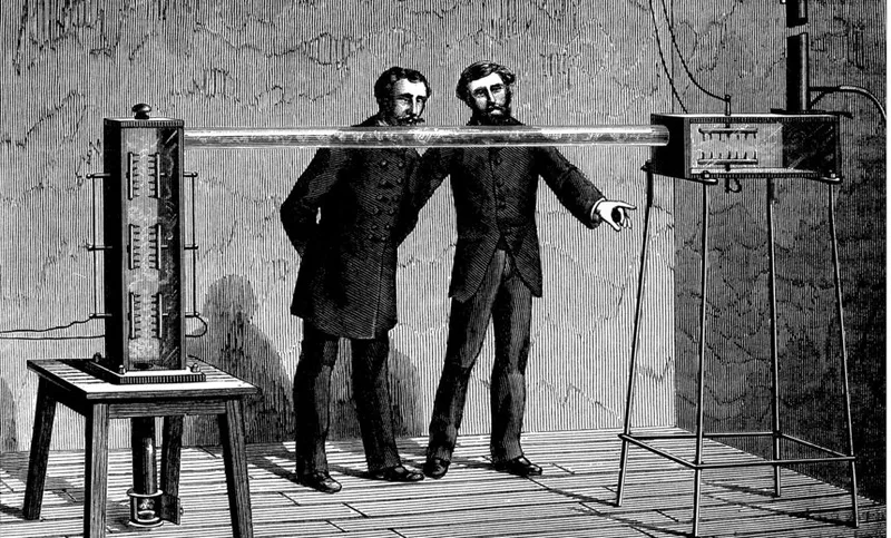 Antique engraving illustration: scientific experiment on electricity and condensation