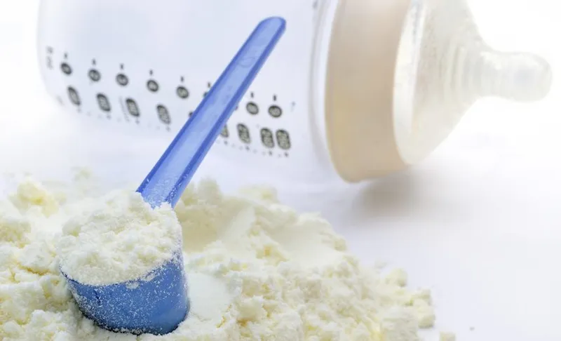 Formula, Scoop and Bottle