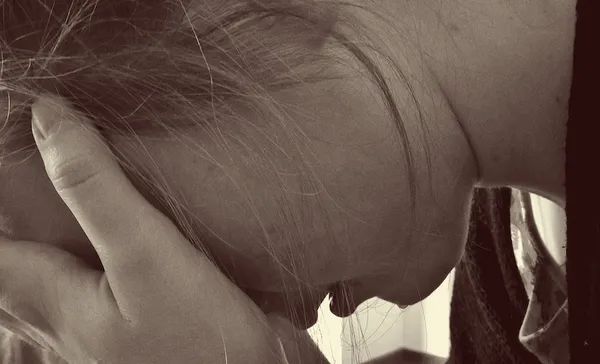 woman-1006100_1280