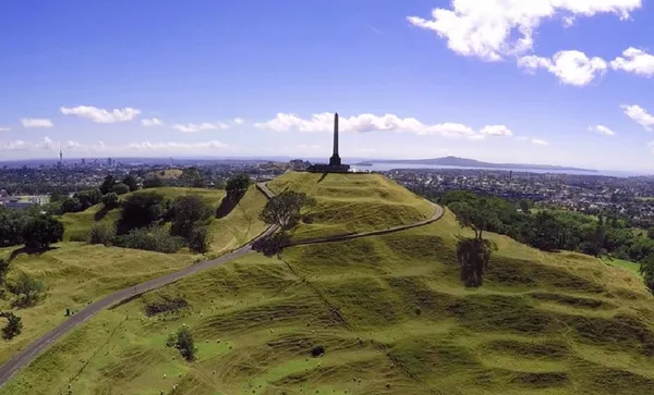 maungakiekie feature