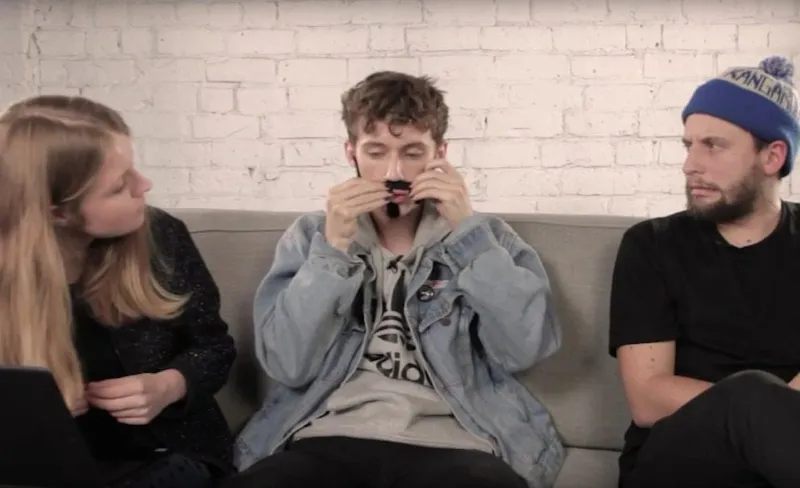 troyefeature