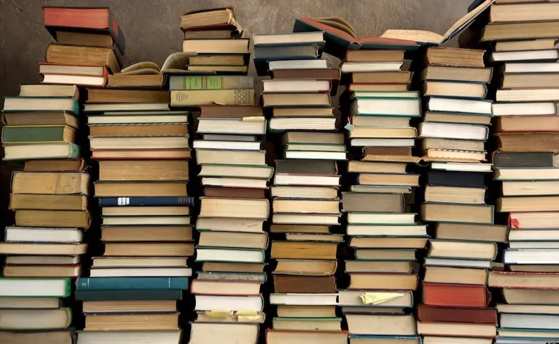 o-stack-of-books-facebook