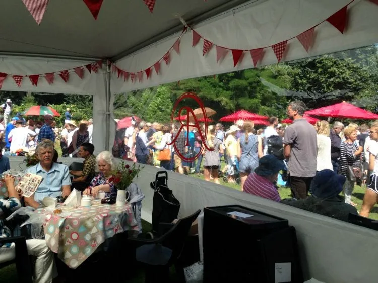 Tea tent (2)