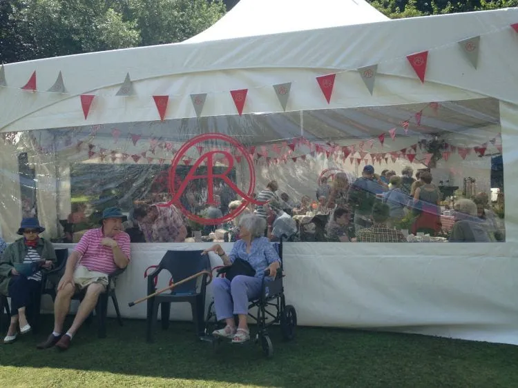 Tea tent (1)