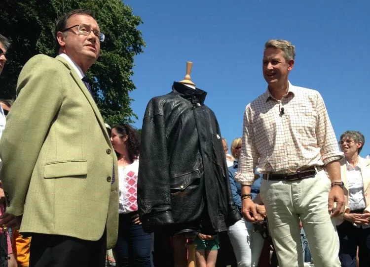 JFK's leather jacket 2