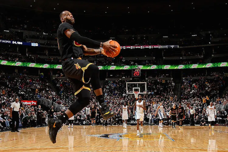 DENVER, CO - DECEMBER 29:  LeBron James #23 of the Cleveland Cavaliers goes up for a dunk against the Denver Nuggets at Pepsi Center on December 29, 2015 in Denver, Colorado. The Cavaliers defeated the Nuggets 93-87. NOTE TO USER: User expressly acknowledges and agrees that, by downloading and or using this photograph, User is consenting to the terms and conditions of the Getty Images License Agreement.  (Photo by Doug Pensinger/Getty Images)