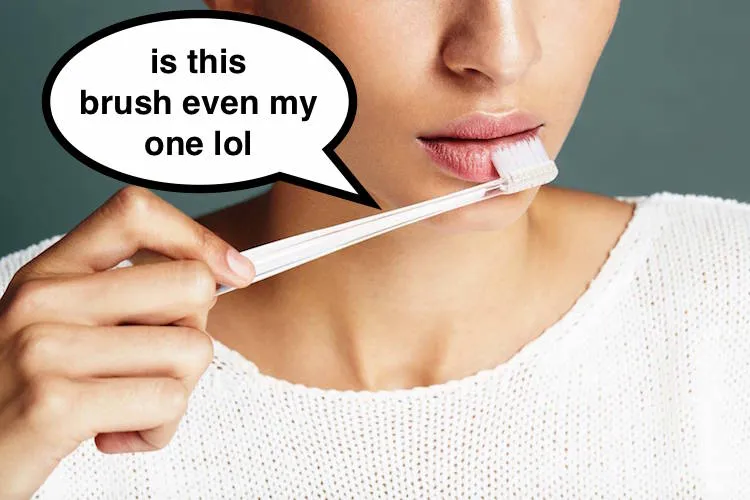 beauty-hacks-lip-exfoliation-lipstick