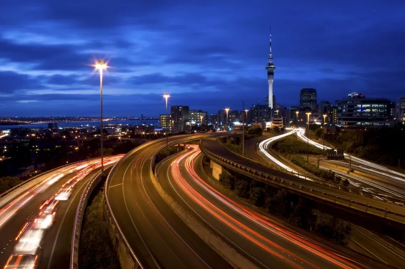 Rush hour traffic in Auckland City